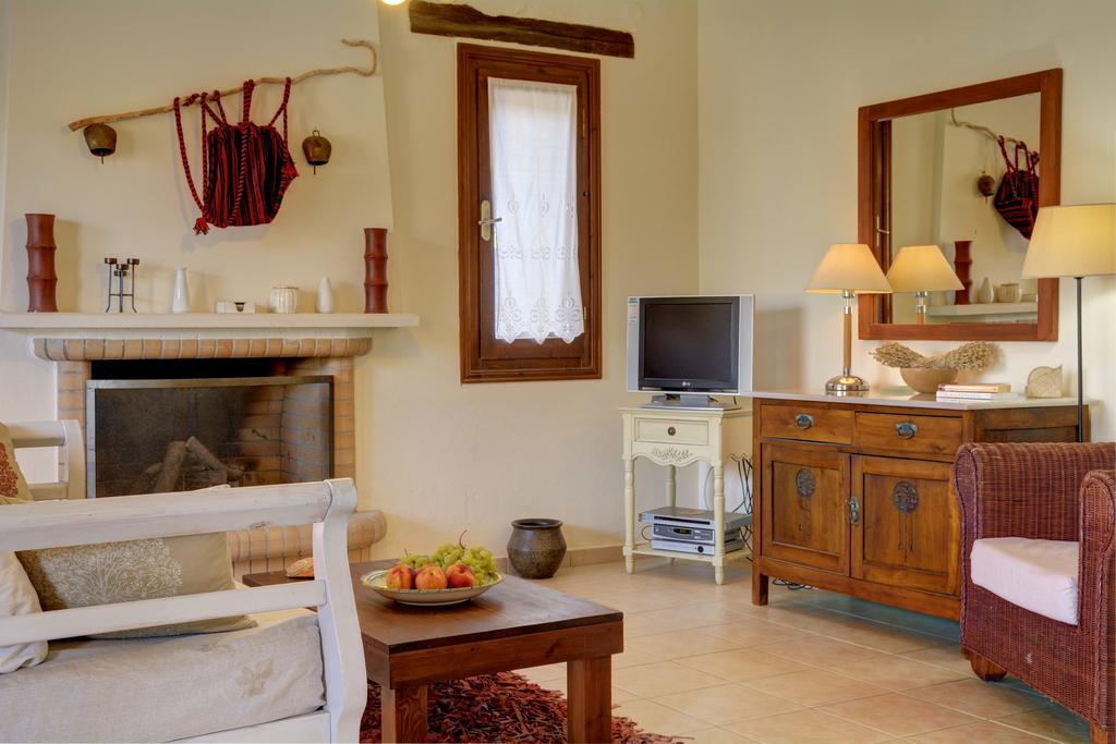 Oreinothea Villa Therison Room photo