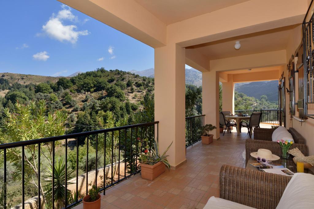 Oreinothea Villa Therison Exterior photo