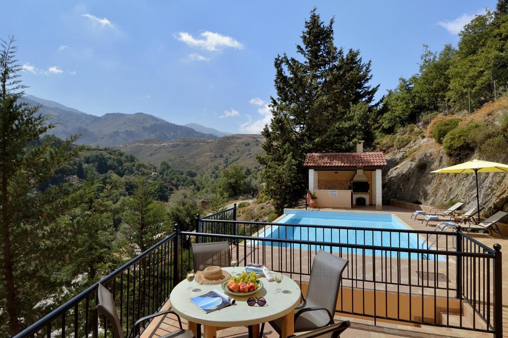 Oreinothea Villa Therison Exterior photo